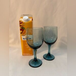 Set of two, Vintage Libbey teal wine glasses